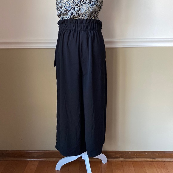 Zara Wide Leg Crop Pants - Women’s Black - Picture 4 of 7